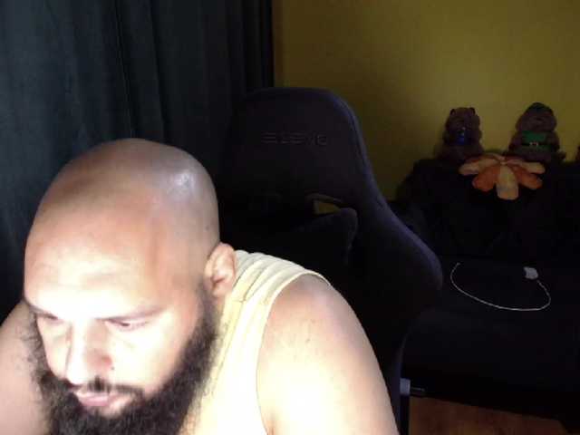 guessswho24