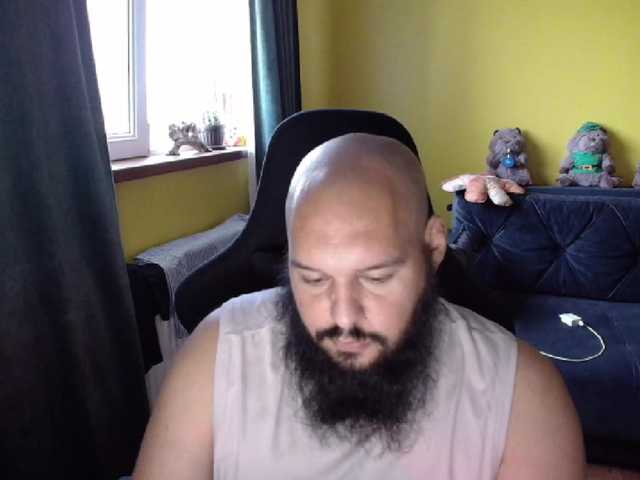 guessswho24
