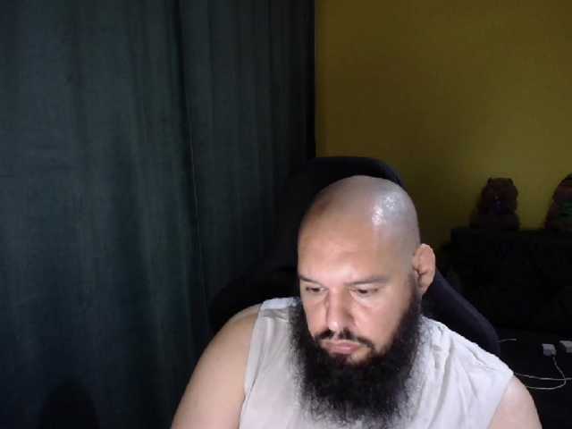 GuesssWho24