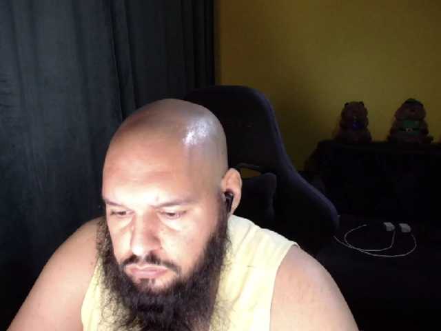 guessswho24
