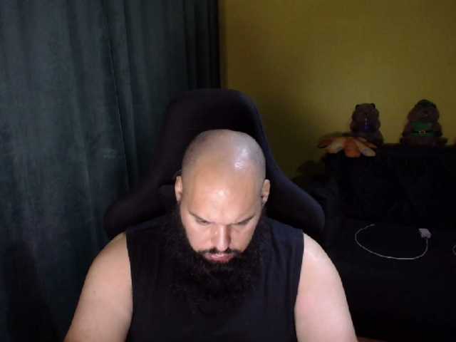 guessswho24