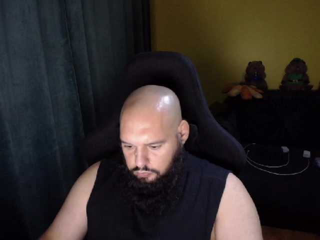 guessswho24