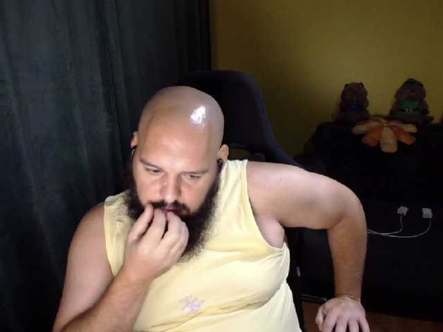 guessswho24