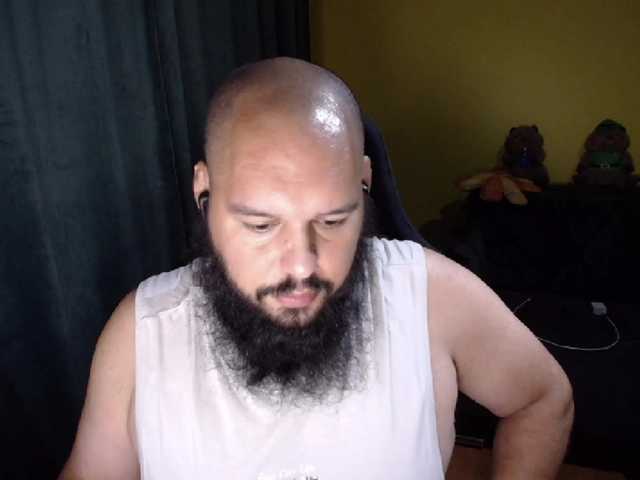 guessswho24