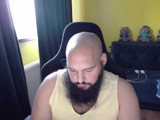 guessswho24
