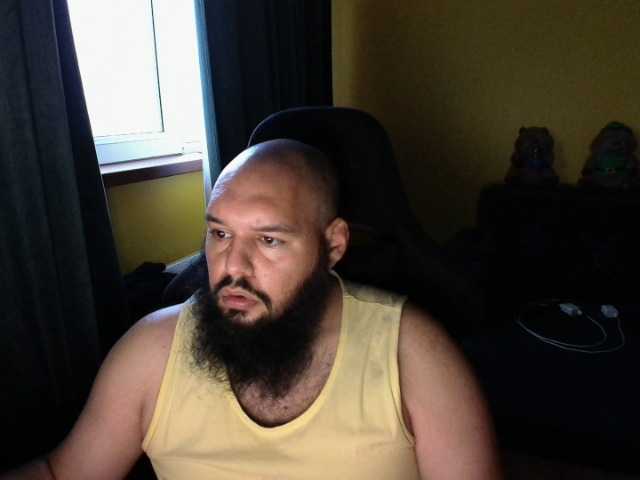 guessswho24