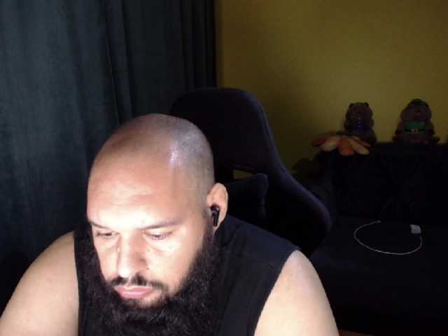 guessswho24