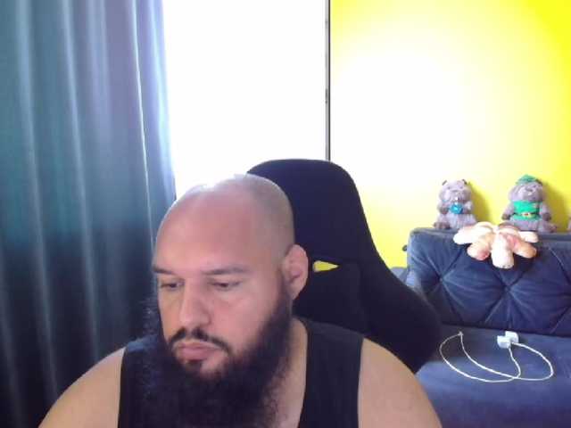 guessswho24