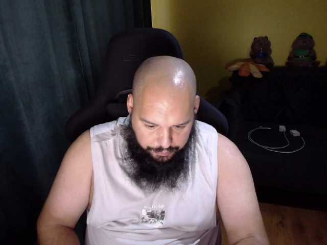 guessswho24