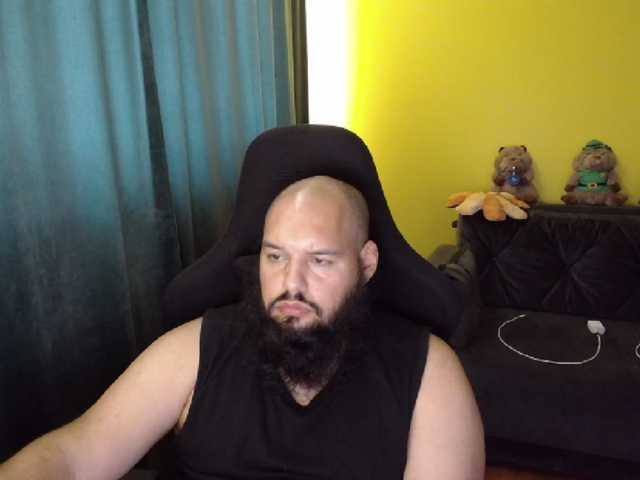 guessswho24