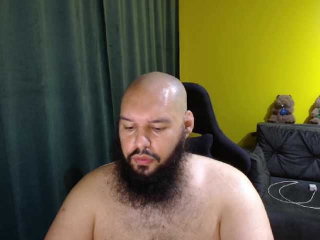 GuesssWho24