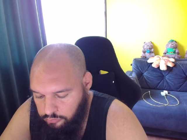 guessswho24