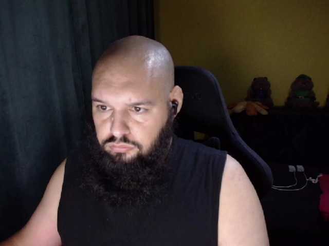 guessswho24