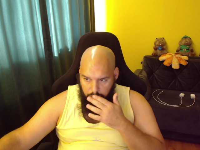 guessswho24