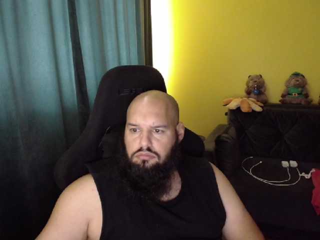 guessswho24