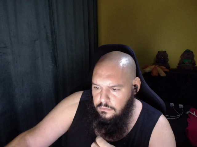 guessswho24