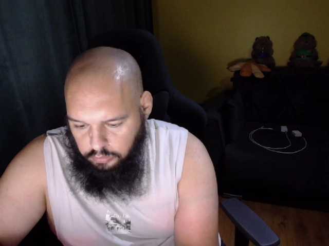 guessswho24