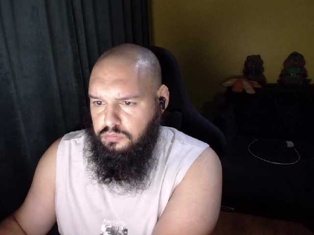 guessswho24