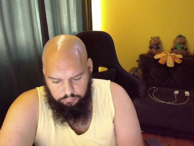 guessswho24