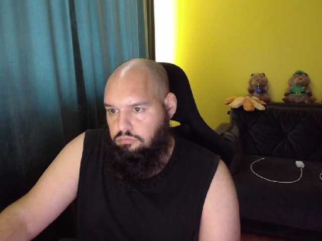 guessswho24