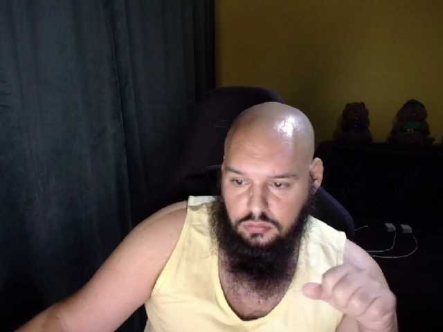 guessswho24