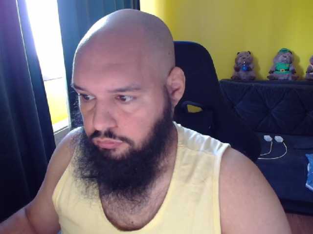 guessswho24