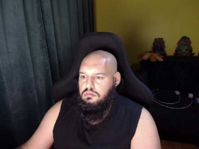 guessswho24
