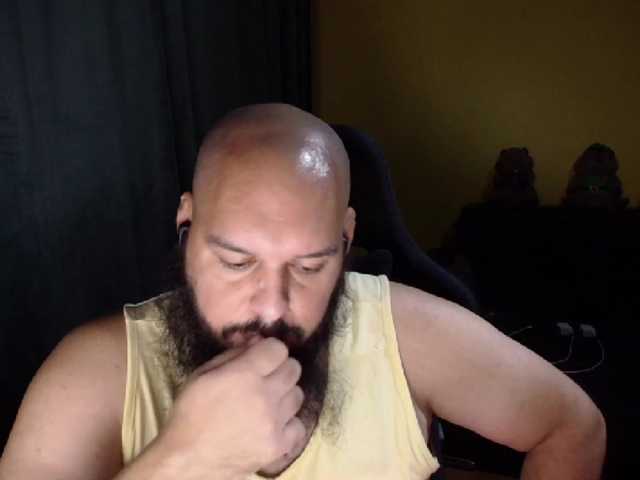 guessswho24