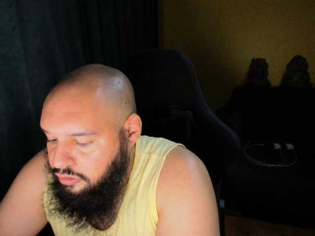 guessswho24