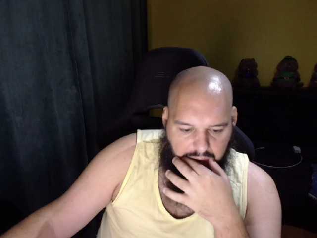 guessswho24