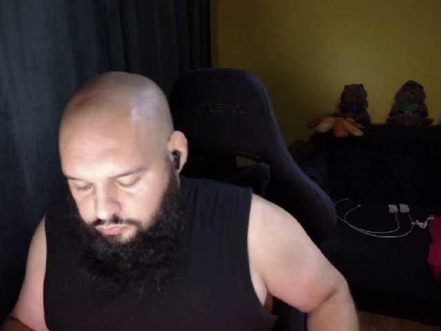 guessswho24