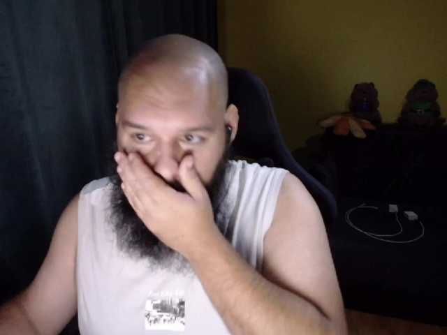 guessswho24