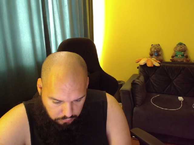 guessswho24