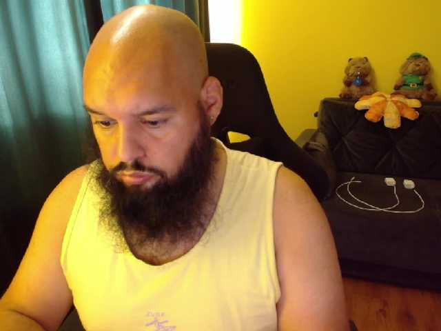 guessswho24