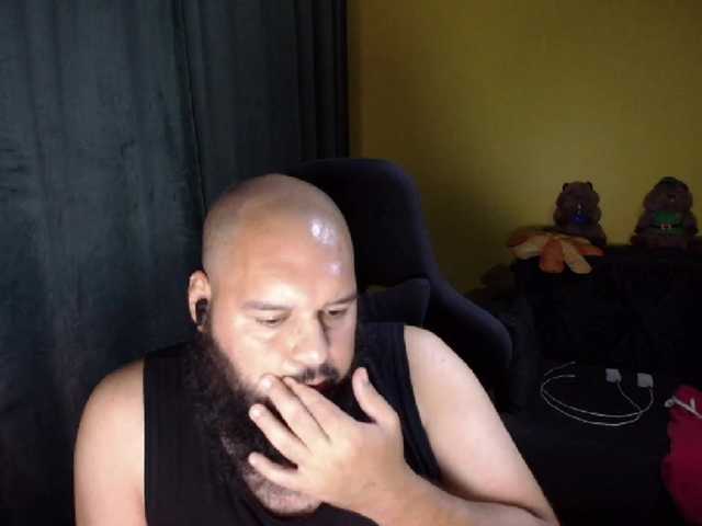 guessswho24