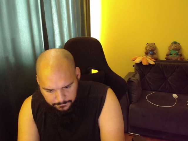 guessswho24