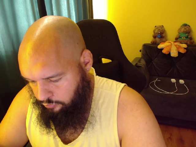 guessswho24