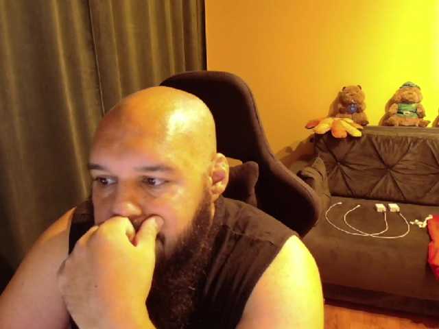 guessswho24