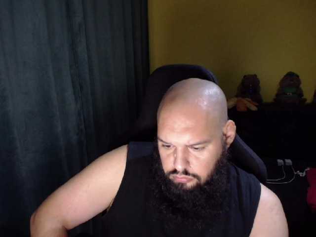 guessswho24