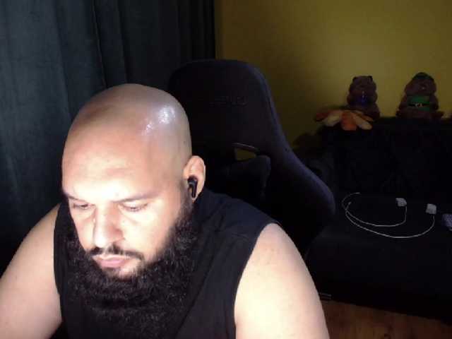 guessswho24
