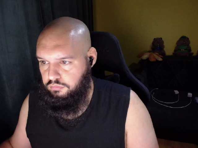 guessswho24