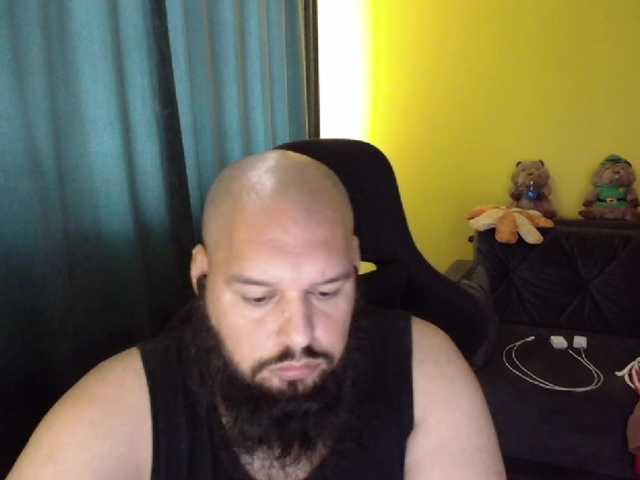 guessswho24