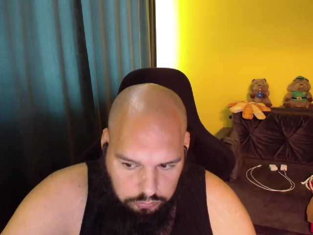 guessswho24