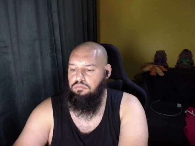 GuesssWho24