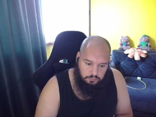 guessswho24