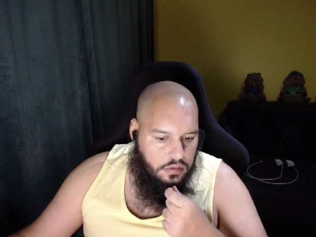guessswho24