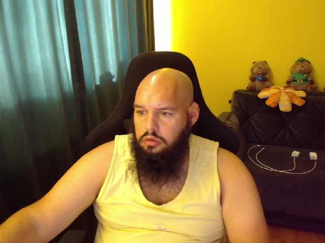 guessswho24