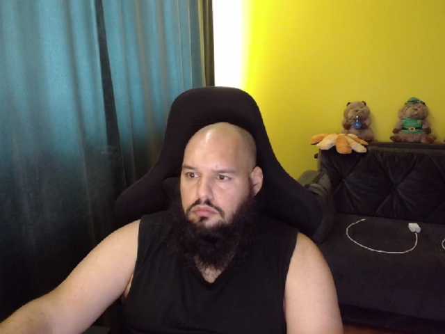 guessswho24