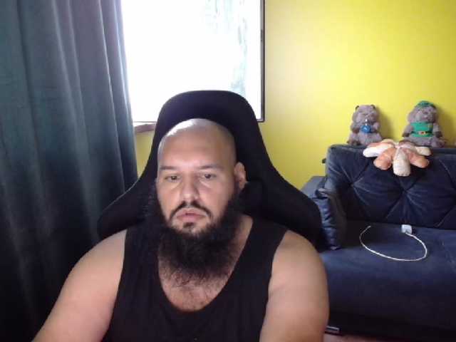 guessswho24