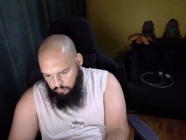guessswho24